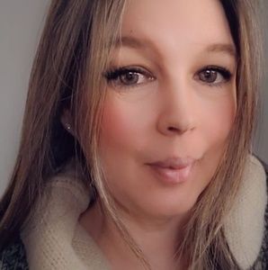 Meet your Posher, Marie